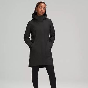 Lululemon Rebel rain jacket